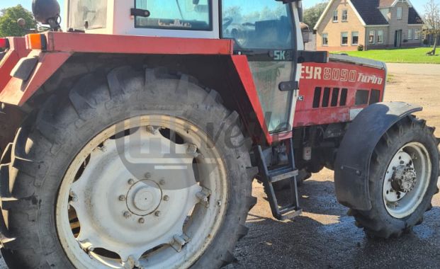 Tractor