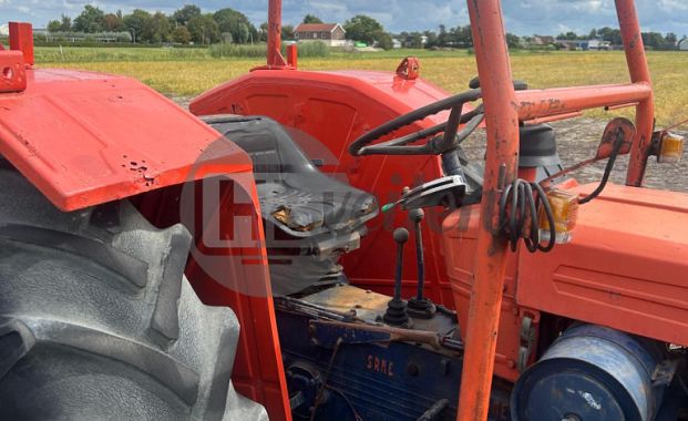 Tractor