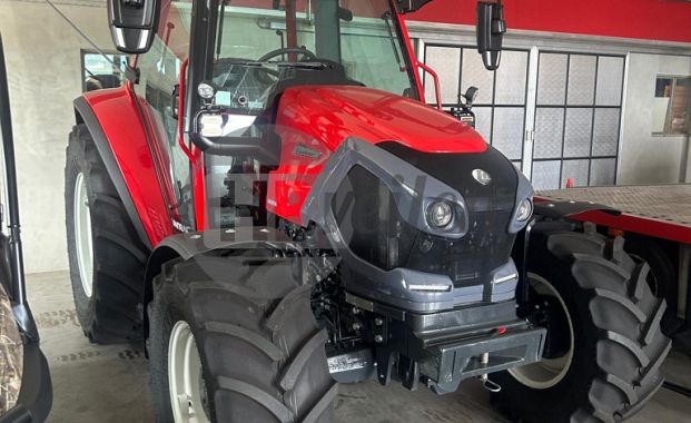 Tractor