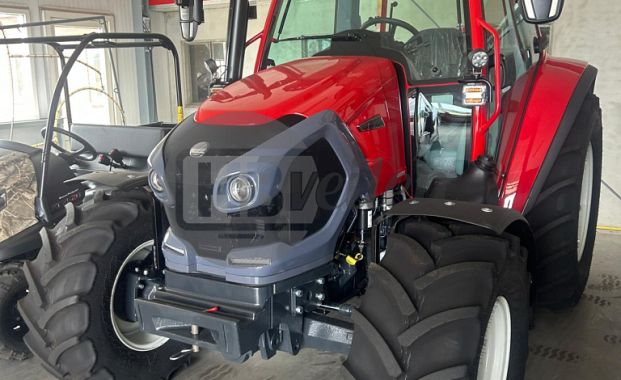 Tractor