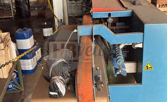 Ontbolmachine met verenkelaar