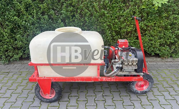 Motorvatspuit / Spuitwagen