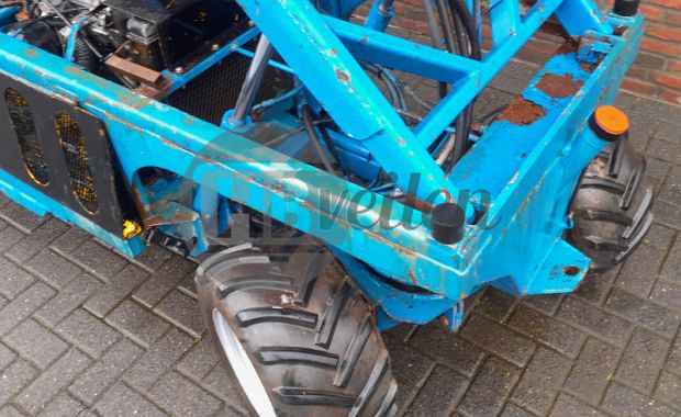 Hoogwerker met dieselmotor