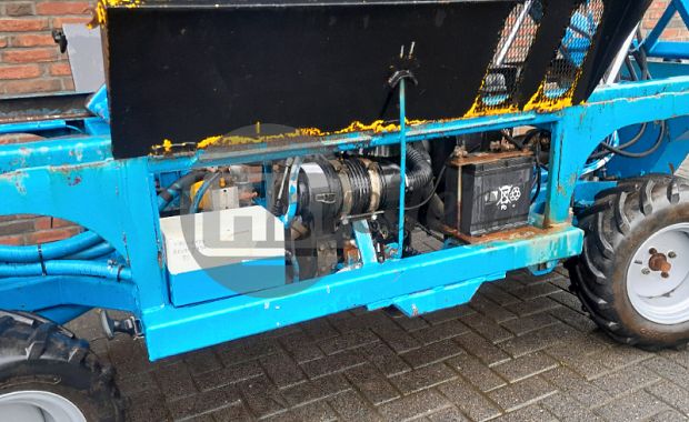 Hoogwerker met dieselmotor