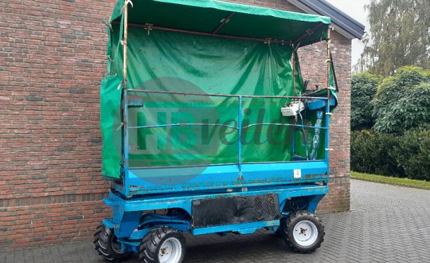 Hoogwerker met dieselmotor
