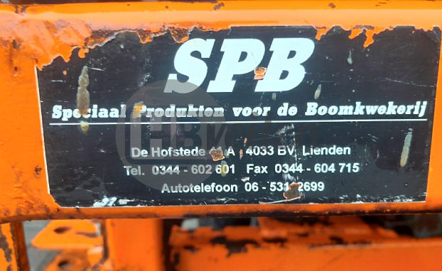 Hoogwerker met dieselmotor