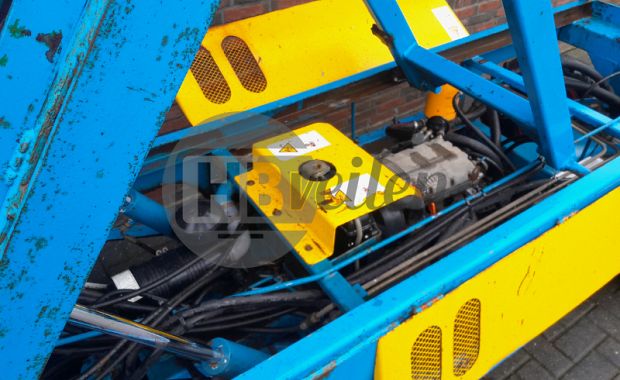 Hoogwerker met dieselmotor
