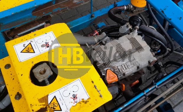 Hoogwerker met dieselmotor
