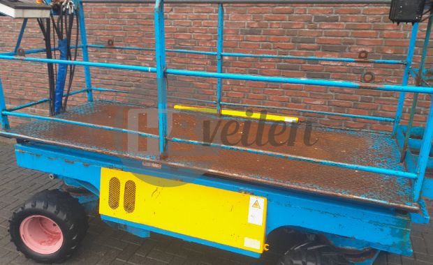Hoogwerker met dieselmotor