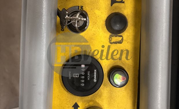 Veegmachine ( nieuw )