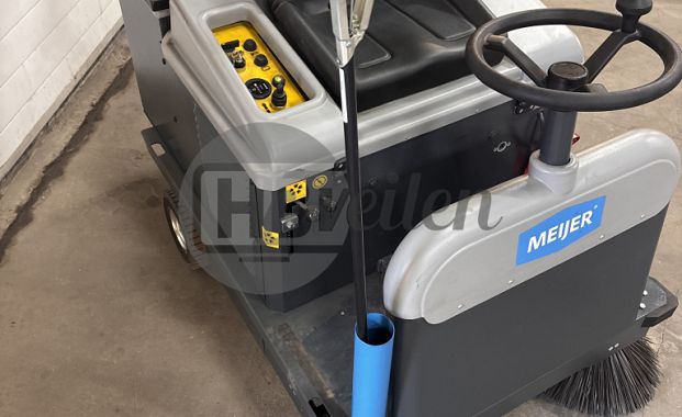 Veegmachine ( nieuw )