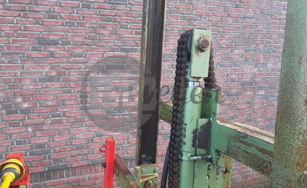 Plantgatenboormachine